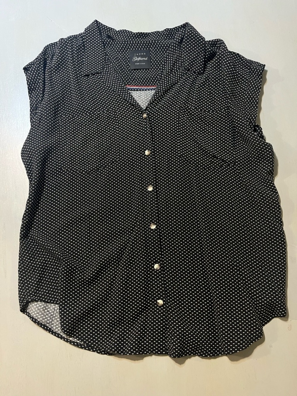 Jachs Girlfriend NY Heart Print Sleeveless Rayon Button Down Blouse - Size L